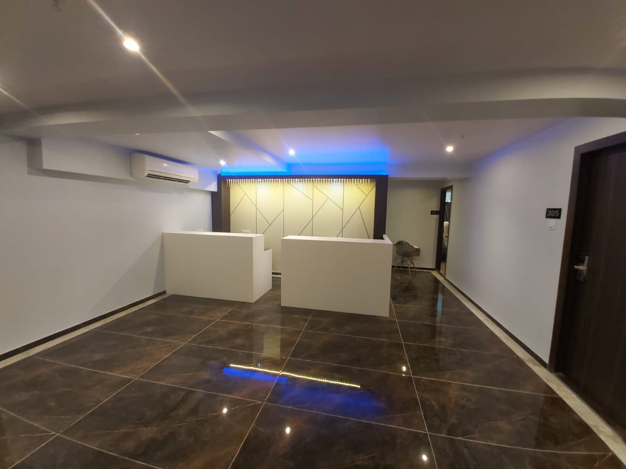 FLUORESCENT BY BIZZGROW HOTELS (FORMERLY BYARIS INTERNATIONAL) MUMBAI